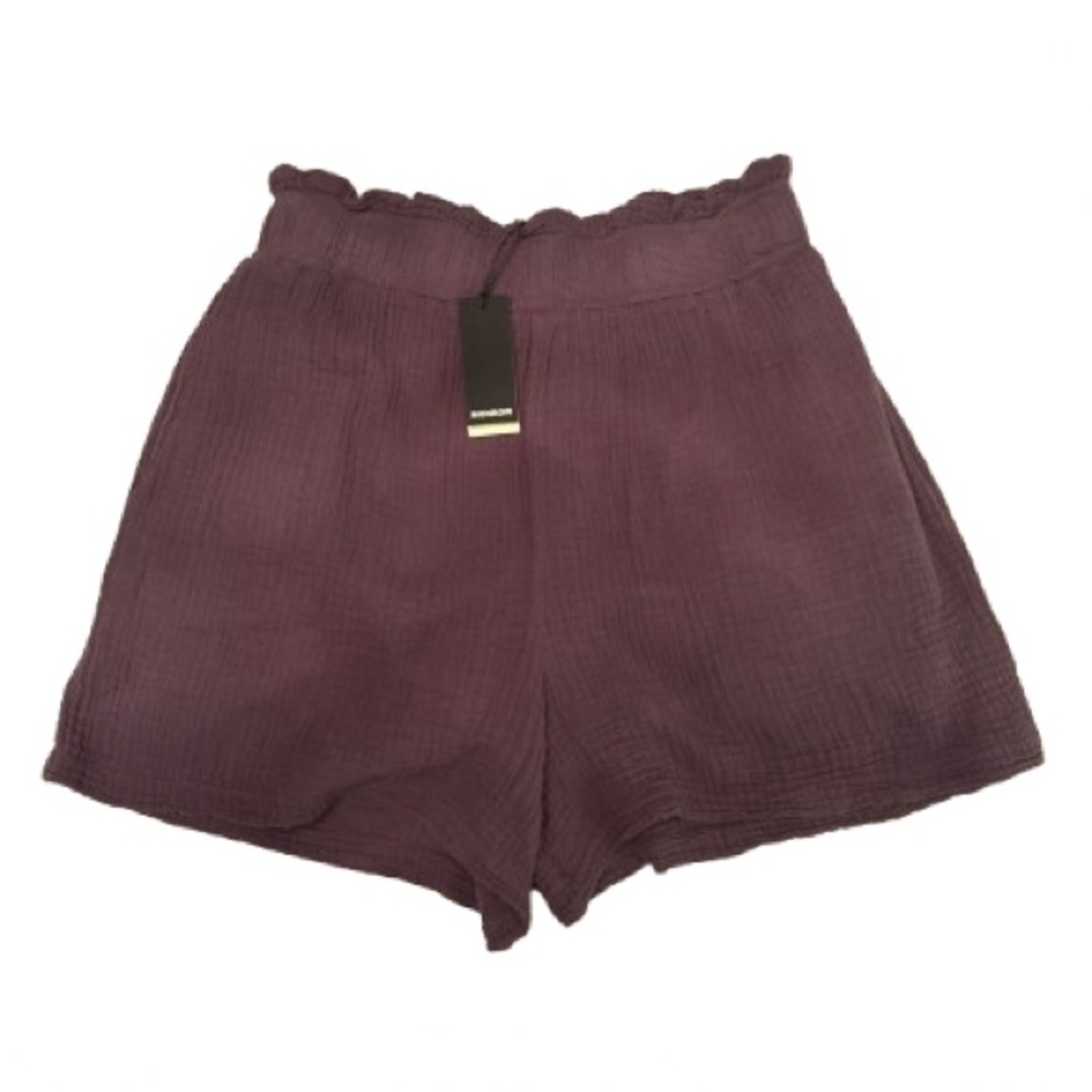 Monrow High Waist Pleated Shorts in Plum